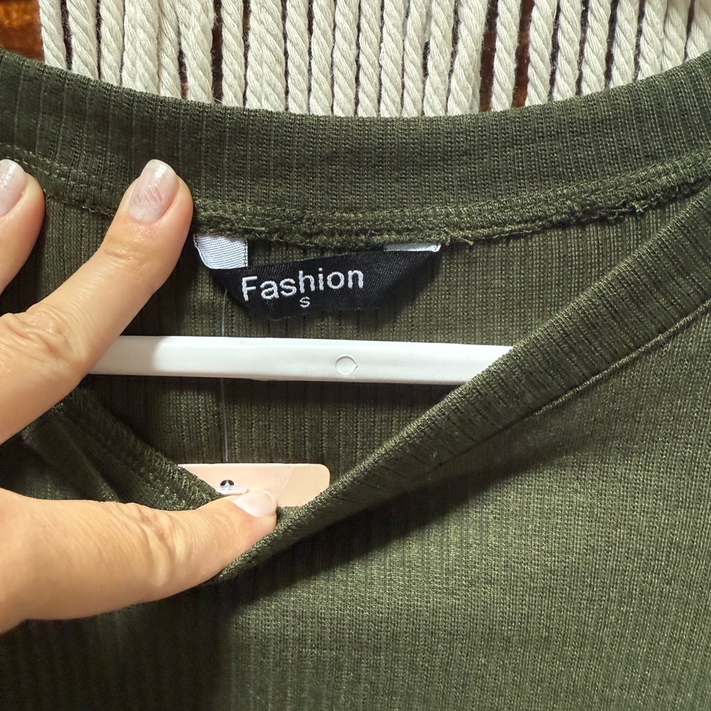 Olive Green Ribbed Lounge Set - Cozy Two-Piece - Picture 3 of 6